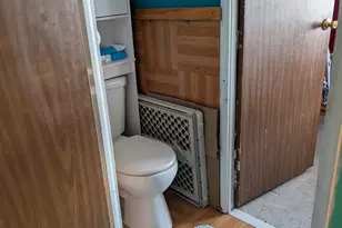 20 Fiske Pl, Claremont, NH 03743 - Photo 14