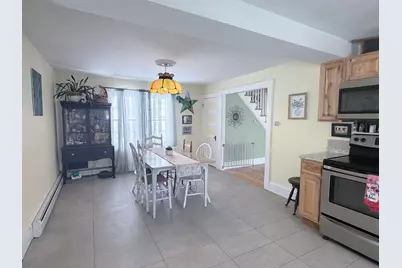 16 Jefferson Avenue, Lunenburg,  05904 - Photo 14