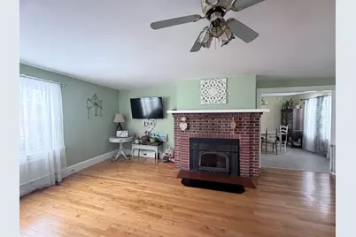 16 Jefferson Avenue, Lunenburg,  05904 - Photo 22