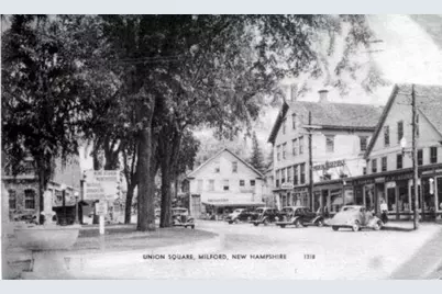 111 Union Square, Milford, NH 03055 - Photo 30