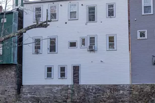 111 Union Square, Milford, NH 03055 - Photo 26