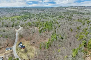 52 Mt Delight Rd, Deerfield, NH 03037 - Photo 8