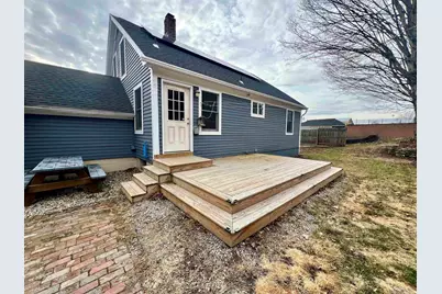 242 Elm Street, Claremont, NH 03743 - Photo 4