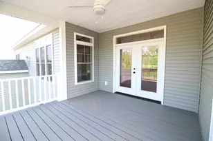 428 Dawn Ct, Pembroke, NH 03275 - Photo 38