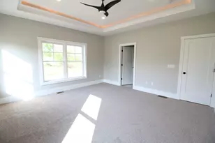 428 Dawn Ct, Pembroke, NH 03275 - Photo 28