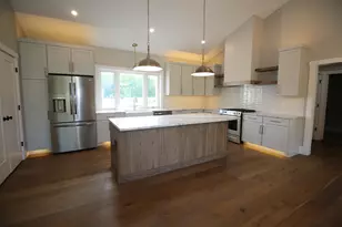 428 Dawn Ct, Pembroke, NH 03275 - Photo 8