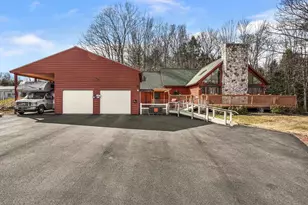 282 Henniker St, Hillsboro, NH 03244 - Photo 2