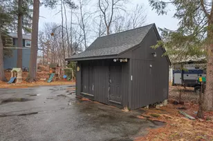 10 Martha Dr, Derry, NH 03038 - Photo 6