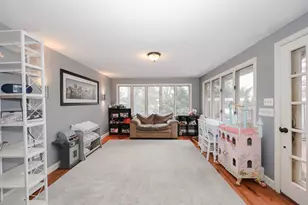 10 Martha Dr, Derry, NH 03038 - Photo 16