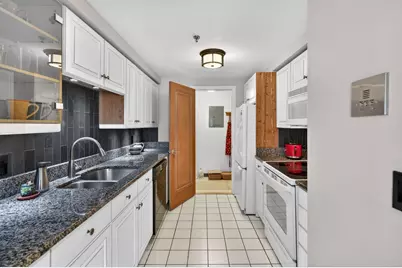 12 Mountain Laurels Drive #204, Nashua, NH 03062 - Photo 6