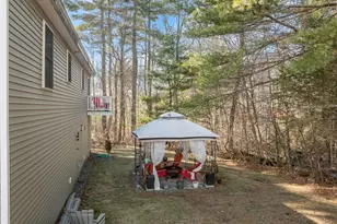 18 Essex Dr, Raymond, NH 03077 - Photo 30