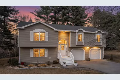 18 Essex Drive, Raymond, NH 03077 - Photo 2