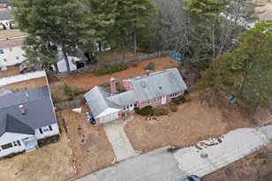 222 Biron St, Manchester, NH 03102 - Photo 4