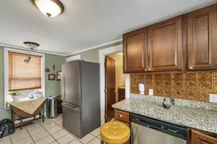 31 Pine St, Wolfeboro, NH 03894 - Photo 16