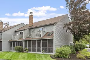 60 Weirs Rd, Gilford, NH 03249 - Photo 2