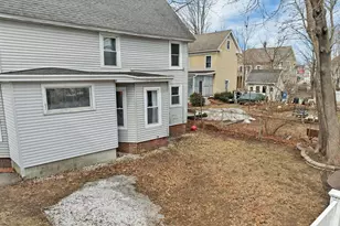 74 Charles St, Rochester, NH 03867 - Photo 8