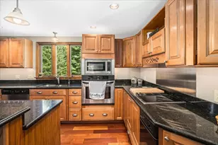 9 County Rd, Windham, NH 03087 - Photo 8