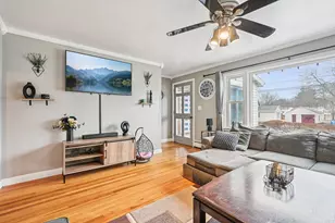 336 Rockland Ave, Manchester, NH 03102 - Photo 10