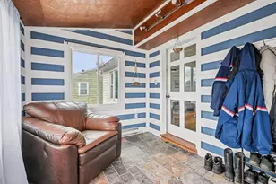 336 Rockland Ave, Manchester, NH 03102 - Photo 6