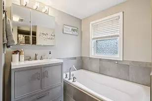 336 Rockland Ave, Manchester, NH 03102 - Photo 22