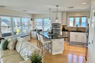 562 Nashua St, Seabrook, NH 03874 - Photo 10