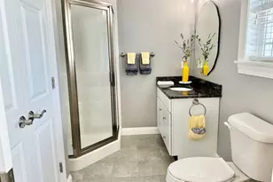 562 Nashua St, Seabrook, NH 03874 - Photo 16