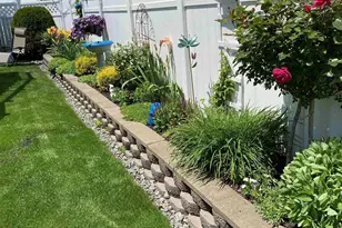 562 Nashua St, Seabrook, NH 03874 - Photo 28