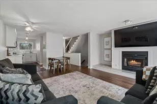 28 Dunvegan Woods Dr, Hampton, NH 03842 - Photo 2