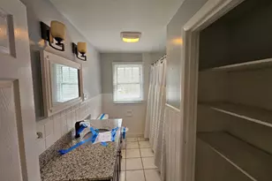 4 Fran Ave, Plaistow, NH 03865 - Photo 10