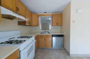 56 Merrimack Dr, Merrimack, NH 03054 - Photo 4