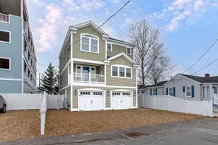 5 Fellows Ave, Hampton, NH 03842 - Photo 2