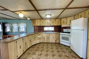 86 Brown Ave, Seabrook, NH 03874 - Photo 10