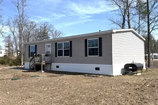 57 Riverview Dr, Rochester, NH 03867 - Photo 2