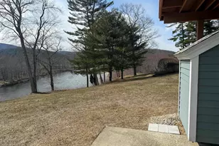 22 Circle Dr, Ashland, NH 03217 - Photo 8