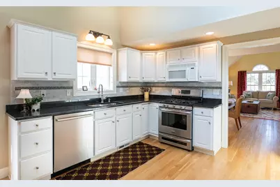 33 Hampton Meadows, Hampton, NH 03842 - Photo 12