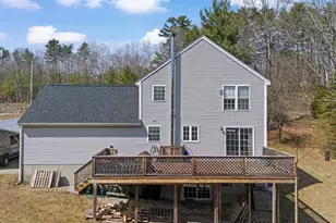 49 Chester Rd, Derry, NH 03038 - Photo 4