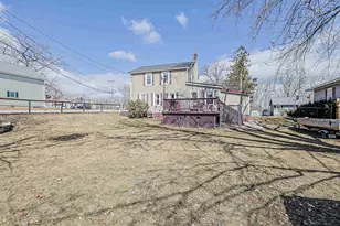 29 Hamburg St, Manchester, NH 03102 - Photo 26