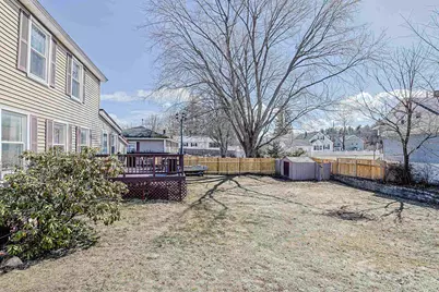 29 Hamburg Street, Manchester, NH 03102 - Photo 24