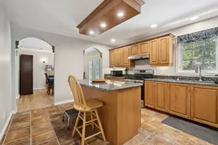 35 Pike Brook Rd, Brookfield, NH 03872 - Photo 2