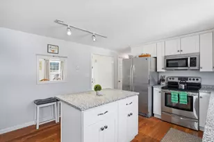 87 Overledge Ext, Derry, NH 03038 - Photo 4