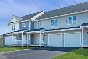 63 Crestview Wy, Raymond, NH 03077 - Photo 2