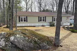 9 Kenyann Dr, Wolfeboro, NH 03894 - Photo 1