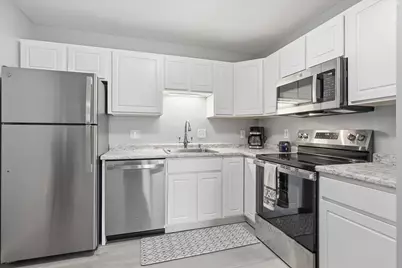 15 Lovell Street #17, Nashua, NH 03060 - Photo 2