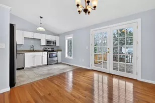 23 Radcliffe Dr, Milford, NH 03055 - Photo 6