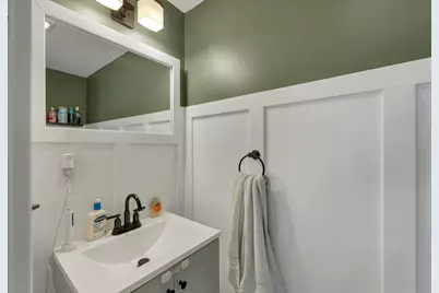 479 Lake Avenue, Manchester, NH 03103 - Photo 18