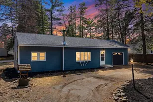 74 Riverside Dr, Fremont, NH 03044 - Photo 1