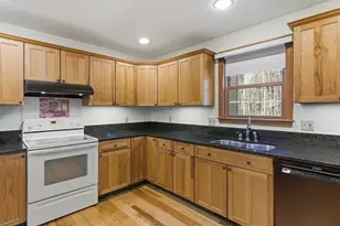 166 Amherst St, Amherst, NH 03031 - Photo 16