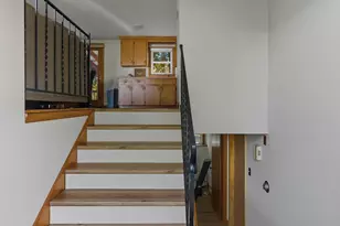 4 Vernon Ave, Rochester, NH 03867 - Photo 2