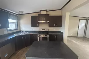 13 Seaglass Ln, Kittery, ME 03904 - Photo 10