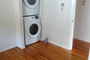 1069 Hayward St, Manchester, NH 03103 - Photo 34